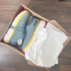 NWT Men’s Fitville Flowcore V1 Running Shoes